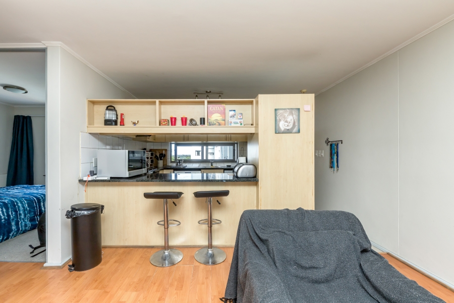 To Let 2 Bedroom Property for Rent in Claremont Western Cape